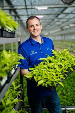 Aren Phillips, Greenhouse Systems Manager, Walters Gardens